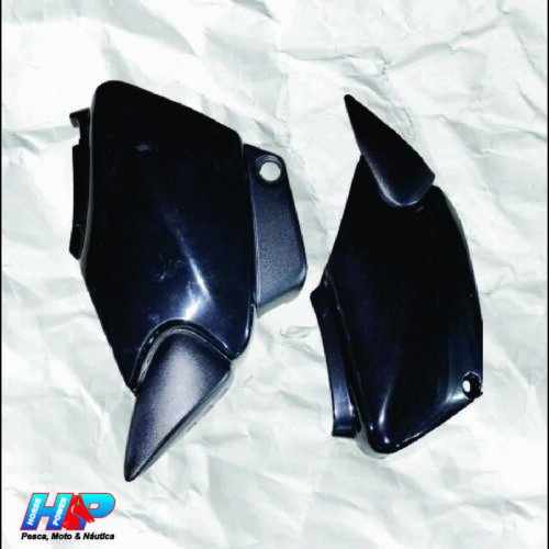 Tampa Lateral TITAN150 Preta 2004 até 2008 (PAR)